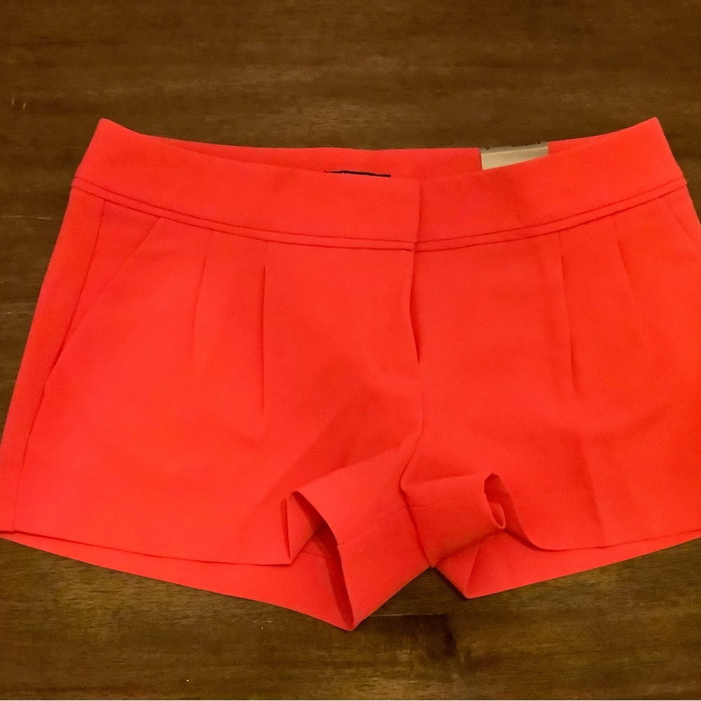 Red express skort
